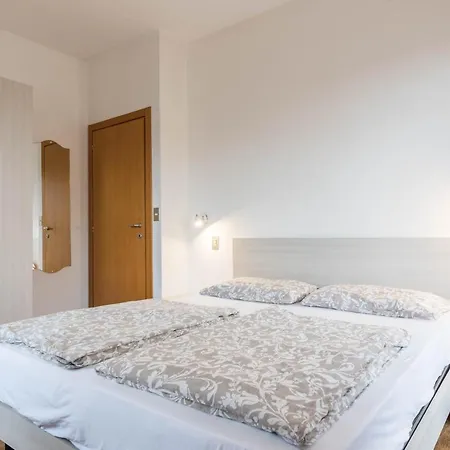 Apartment La Pergola Bilocale Uno Malcesine