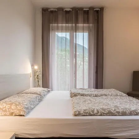 La Pergola Bilocale Uno * Malcesine